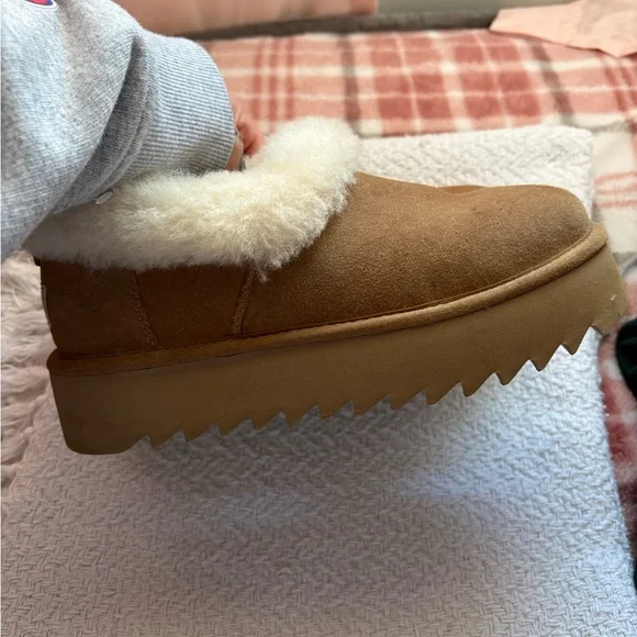 UGG Nita Platform Shoes Boots fits 6.5 - Picture 6 of 8